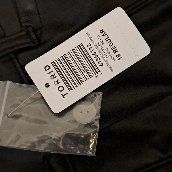 TORRID Pintuck Trouser Boot Faux Leather High Rise Pant Size 18 Regular NEW! - Picture 4 of 5